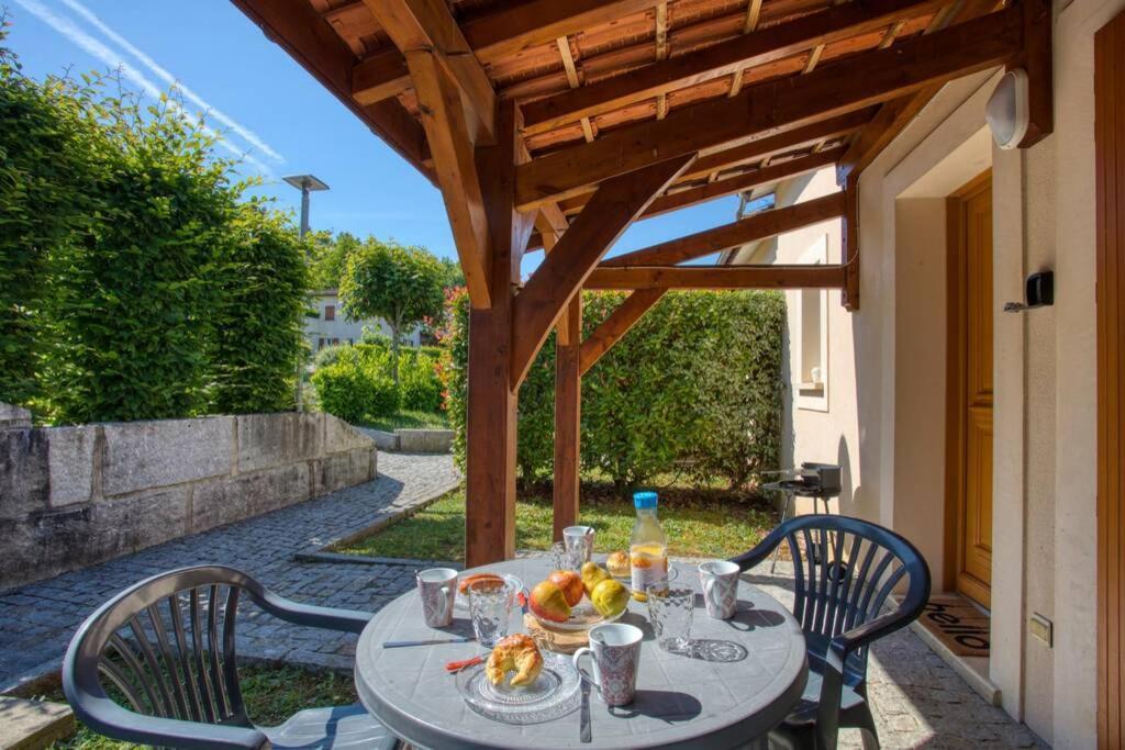 Sarlat - 24 - L'Appartement D'Euphe Avec Piscine Екстер'єр фото